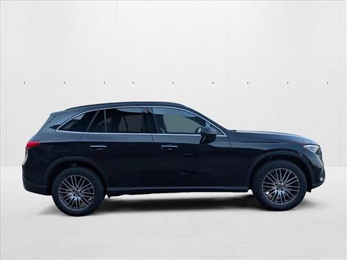 2026 Mercedes-Benz GLC 300 Base