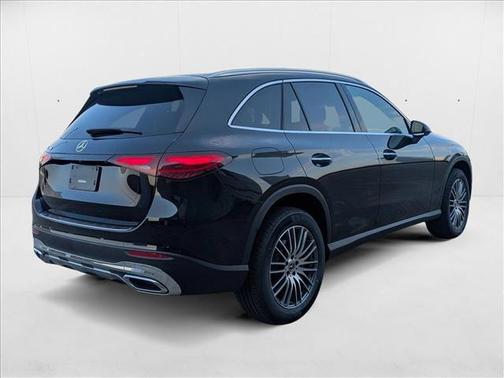 2026 Mercedes-Benz GLC 300 Base