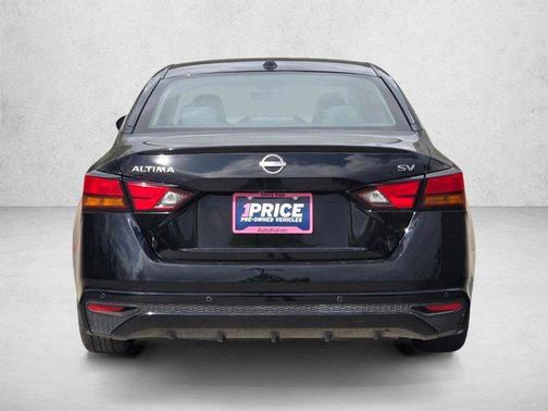 Super Black 2023 Nissan Altima 2.5 SV