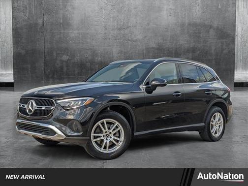 2025 Mercedes-Benz GLC 300 Base