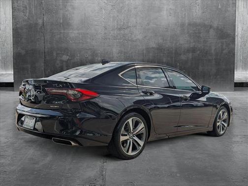 2023 Acura TLX Advance