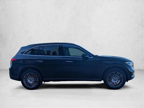 2026 Mercedes-Benz GLC 300 Base
