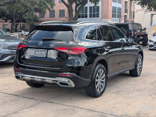 2025 Mercedes-Benz GLC 300 Base