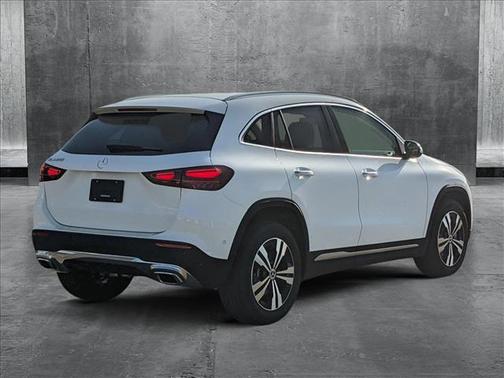 2025 Mercedes-Benz GLA 250 4MATIC