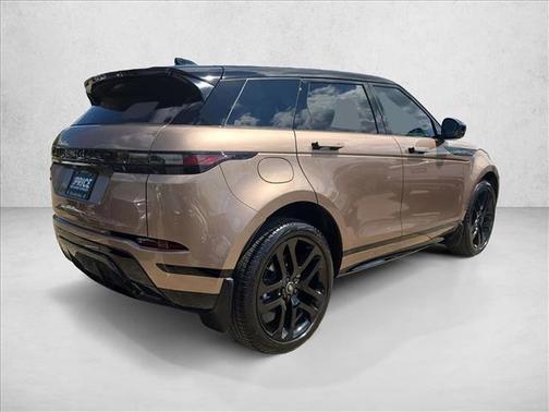 Corinthian Bronze 2024 Land Rover Range Rover Evoque Dynamic SE