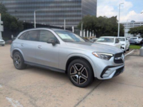 2026 Mercedes-Benz GLC 300 Base