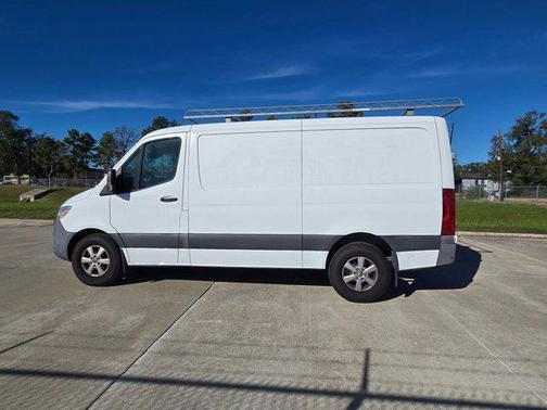 2021 Mercedes-Benz Sprinter 2500 Standard Roof