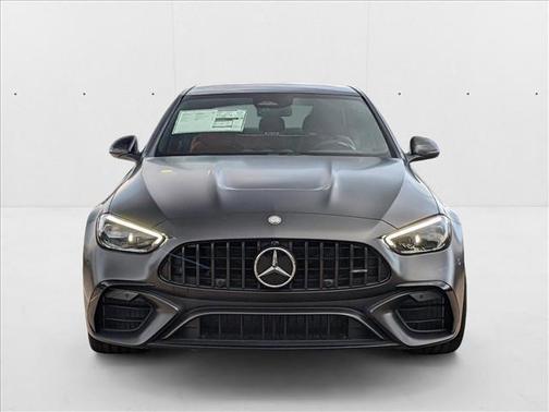 2025 Mercedes-Benz AMG C 63 S E Performance