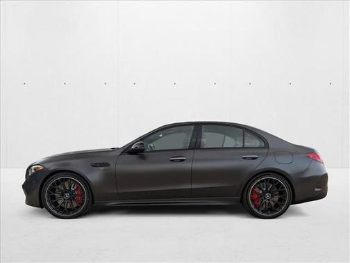 2025 Mercedes-Benz AMG C 63 S E Performance