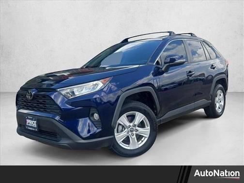 2020 Toyota RAV4 XLE
