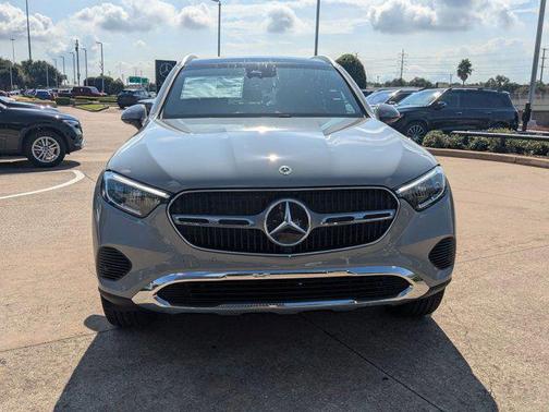 2026 Mercedes-Benz GLC 300 Base