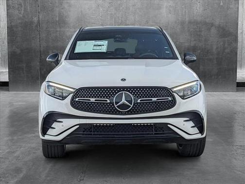 2025 Mercedes-Benz GLC 300 Base