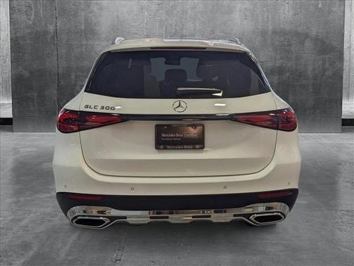 2025 Mercedes-Benz GLC 300 Base