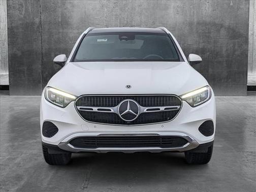 2025 Mercedes-Benz GLC 300 Base