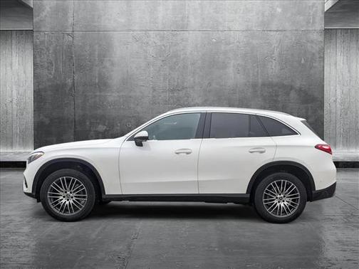 2025 Mercedes-Benz GLC 300 Base