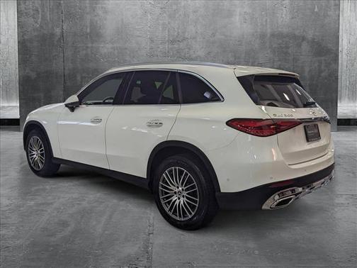 2025 Mercedes-Benz GLC 300 Base