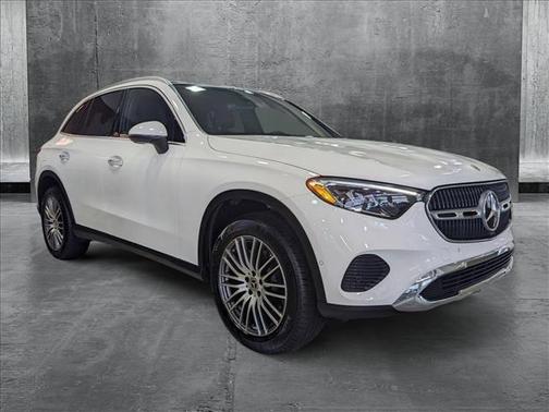 2025 Mercedes-Benz GLC 300 Base