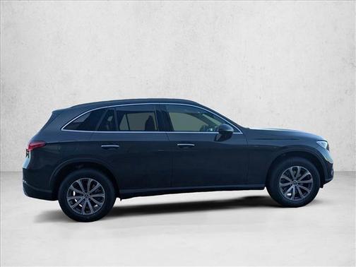 2026 Mercedes-Benz GLC 300 Base