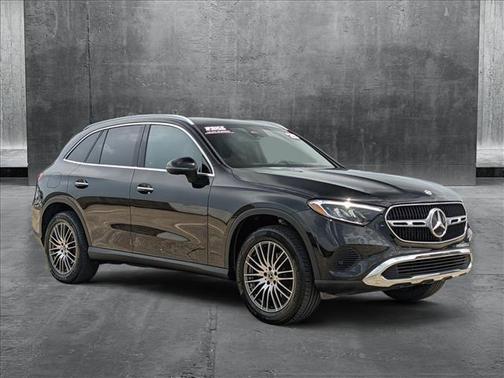 2025 Mercedes-Benz GLC 300 Base