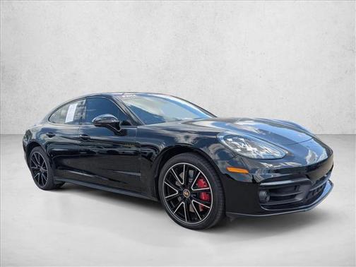 2022 Porsche Panamera 4S