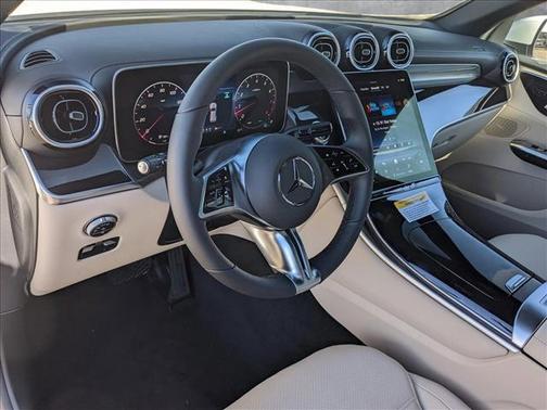2025 Mercedes-Benz GLC 300 Base