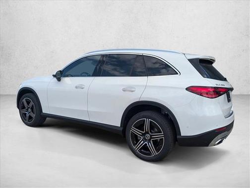 Polar White 2026 Mercedes-Benz GLC 300 Base