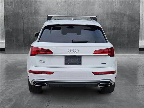 2024 Audi Q5 45 S line Premium Plus