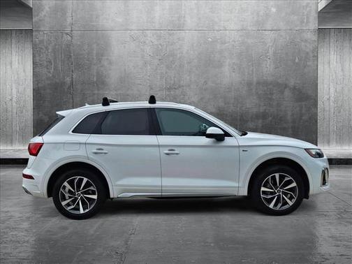 2024 Audi Q5 45 S line Premium Plus