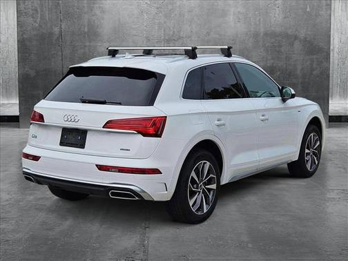 2024 Audi Q5 45 S line Premium Plus