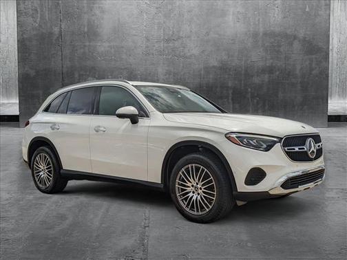 2025 Mercedes-Benz GLC 300 Base