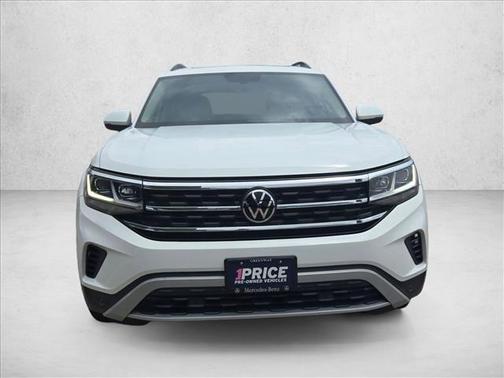 Pure White 2021 Volkswagen Atlas 3.6L SE w/Technology