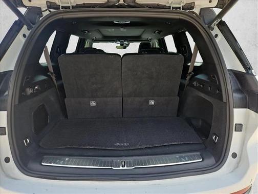 Bright White Clearcoat 2023 Jeep Grand Cherokee L Summit