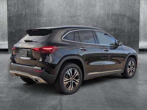 2025 Mercedes-Benz GLA 250 4MATIC