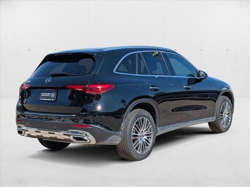 2025 Mercedes-Benz GLC 300 Base