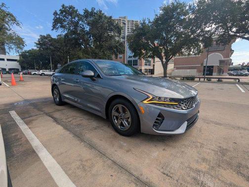 2022 Kia K5 LXS