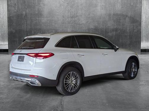 2025 Mercedes-Benz GLC 300 Base