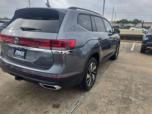 Gray 2025 Volkswagen Atlas 2.0T SE w/Technology 4MOTION
