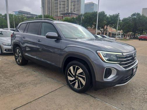 2025 Volkswagen Atlas 2.0T SE w/Technology 4MOTION