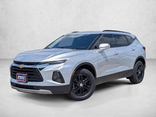 Silver Ice Metallic 2021 Chevrolet Blazer 2LT