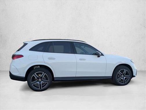 2026 Mercedes-Benz GLC 300 Base