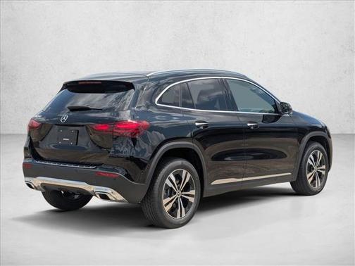 2025 Mercedes-Benz GLA 250 4MATIC