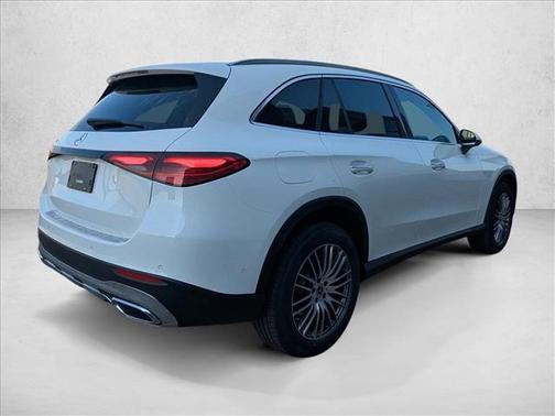 2026 Mercedes-Benz GLC 300 Base