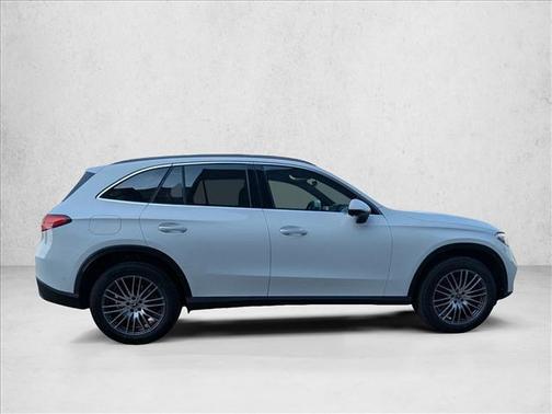 2026 Mercedes-Benz GLC 300 Base