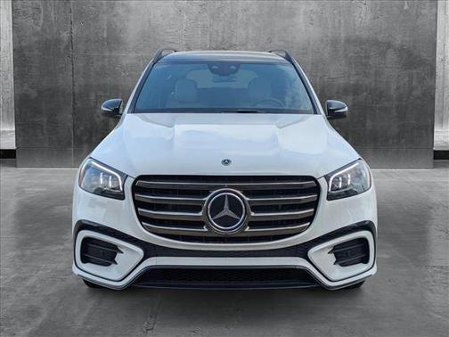2025 Mercedes-Benz GLS 450 4MATIC