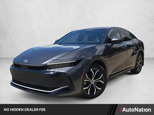 Magnetic Gray Metallic 2023 Toyota Crown Limited