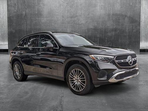 2025 Mercedes-Benz GLC 300 Base