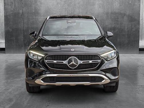 2025 Mercedes-Benz GLC 300 Base