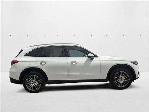 2025 Mercedes-Benz GLC 300 Base