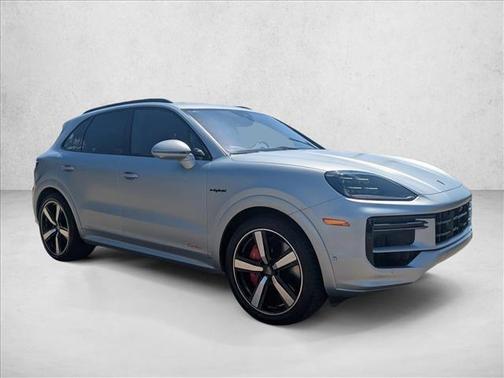 2025 Porsche Cayenne Turbo