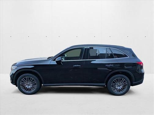 2026 Mercedes-Benz GLC 300 Base